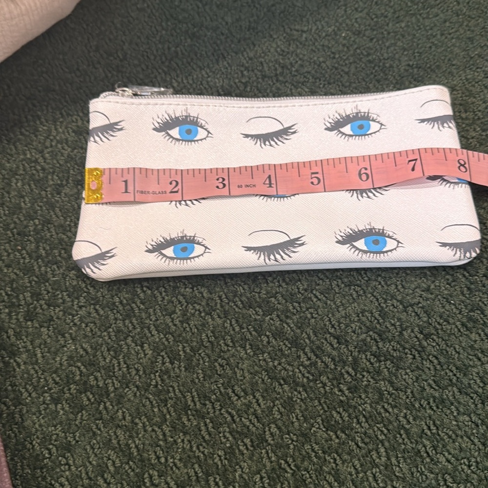 Rodan and Fields NWT Lash Boost bag - Picture 6 of 7